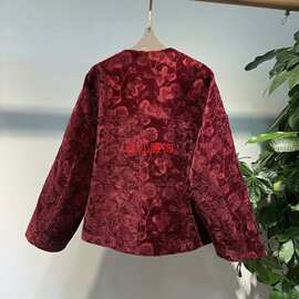 提花面料丰富花型重工层次植绒短外套立体简洁却图片色