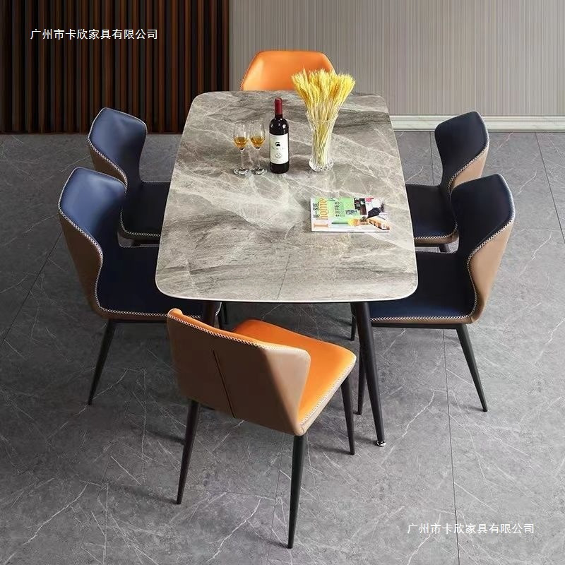 Mesa de comedor de pizarra de roca Mesa de comedor con sentido del hogar Mesa de comedor de mármol para apartamentos pequeños Combinación de mesa de comedor de pizarra de lujo simple y ligera