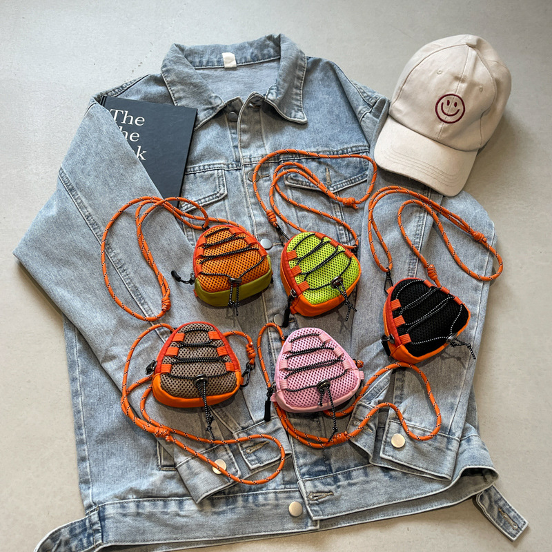 Coreana, bolso de hombro para niños y niñas, estilo extranjero, mini moda, bolso de auriculares para niños, nuevo bolso de cuello para niños.
