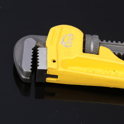 Heavy-duty pipe wrench, American pipe wrench, water pipe wrench, large open wrench, water pipe repair tool, repair plastic pipe wrench wholesale