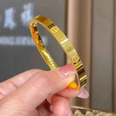 沙金饰品卡家手镯女轻奢高级感手饰小众设计感仿黄金久不掉色镯子