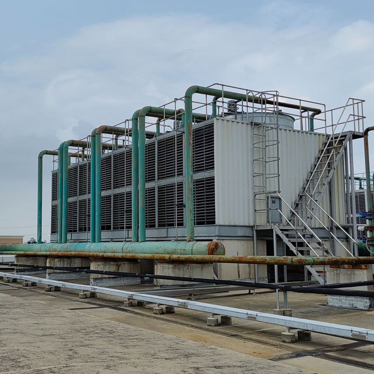 云凌节能 方形横流式玻璃钢冷却塔800型 使用年限20年