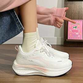 爆款多巴胺运动鞋女2026年新款跑步鞋减震防滑耐磨休闲鞋子健身穿
