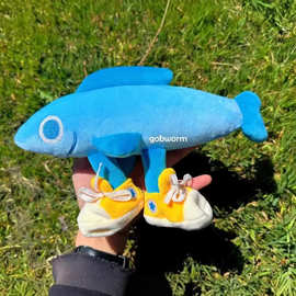 跨境新品Fish Plush with Shoes | minky soft穿鞋鱼毛绒公仔玩偶