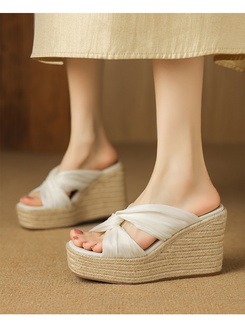 Dép sandal nữ quai chéo đế xuồng dệt rơm, hở mũi lưới, đế dày tăng chiều cao — Màu hồng, Màu trắng be, Màu xám chi tiết 11