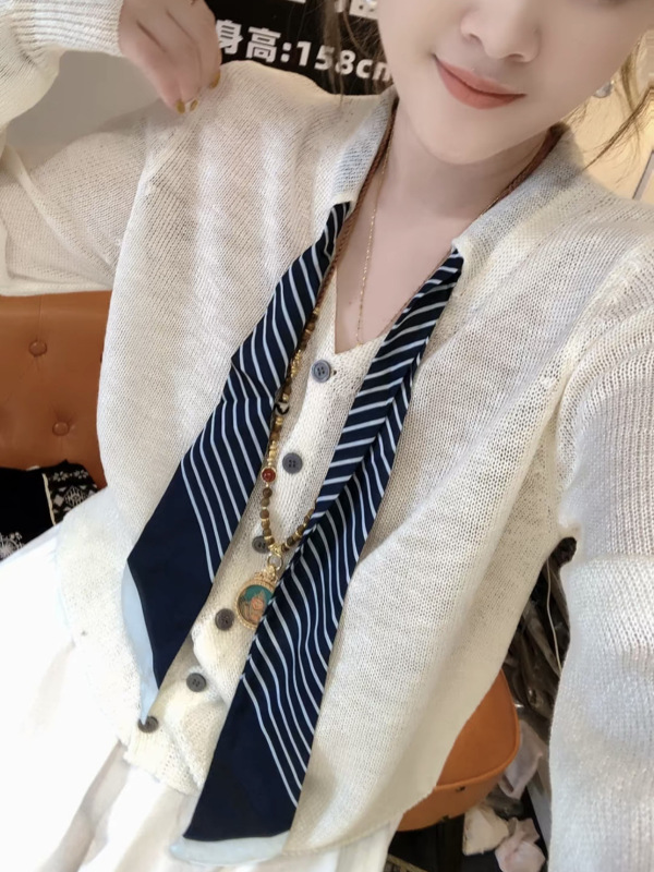 欧货设计感丝巾V领冰丝针织衫女夏装新款休闲洋气长袖防晒上衣潮|undefined