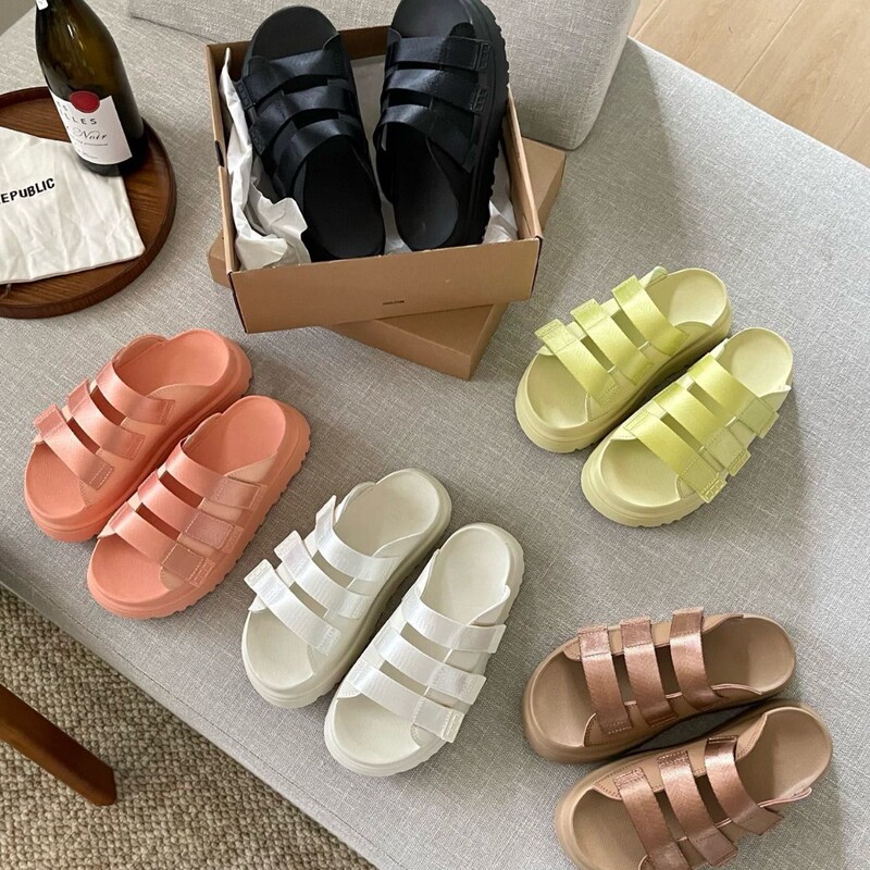 Sangpo Ug Summer Unisex Comfortable and Stylish Gold Series Thick-Soled Gold Velcro Sandals Casual Slippers Sangpo Ug Summer Unisex Comfortable and Stylish Gold Series Thick-Soled Gold Velcro Sandals Casual Slippers