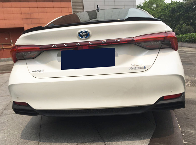 Suitable for 19-25 Models of Toyota Avalon, Original Rear Wing Accessories, No-Drill Modification Parts, Carbon Fiber