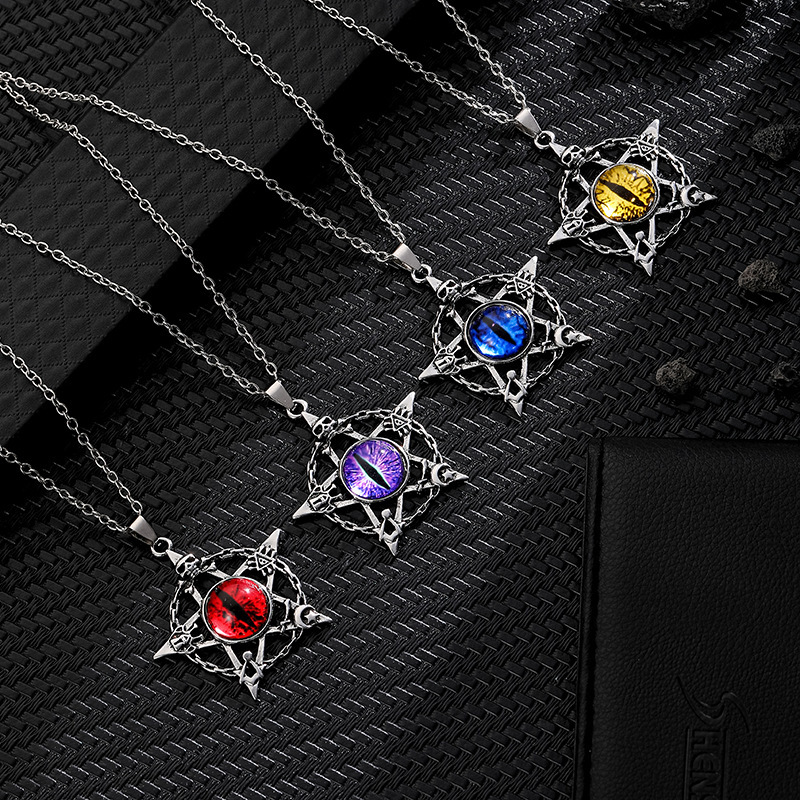 European and American New Devil's Eye necklace trendy retro five-pointed star pendant alloy punk style independent packaging pendant European and American New Devil's Eye necklace trendy retro five-pointed star pendant alloy punk style independent packaging pendant