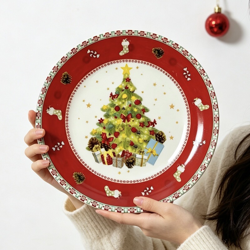 American Retro Christmas Plate with Red Circle and Christmas Tree Pattern, Ceramic Dinner Plate for Home Use, Festive Atmosphere Decoration Plate, Tableware