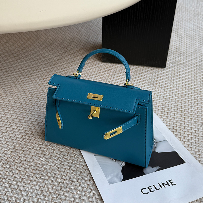 Box Flat Second-Generation Kelly Bag Women's Bag 2026 New Model Crossbody Fashion Shoulder Bag Handbag European and American Retro