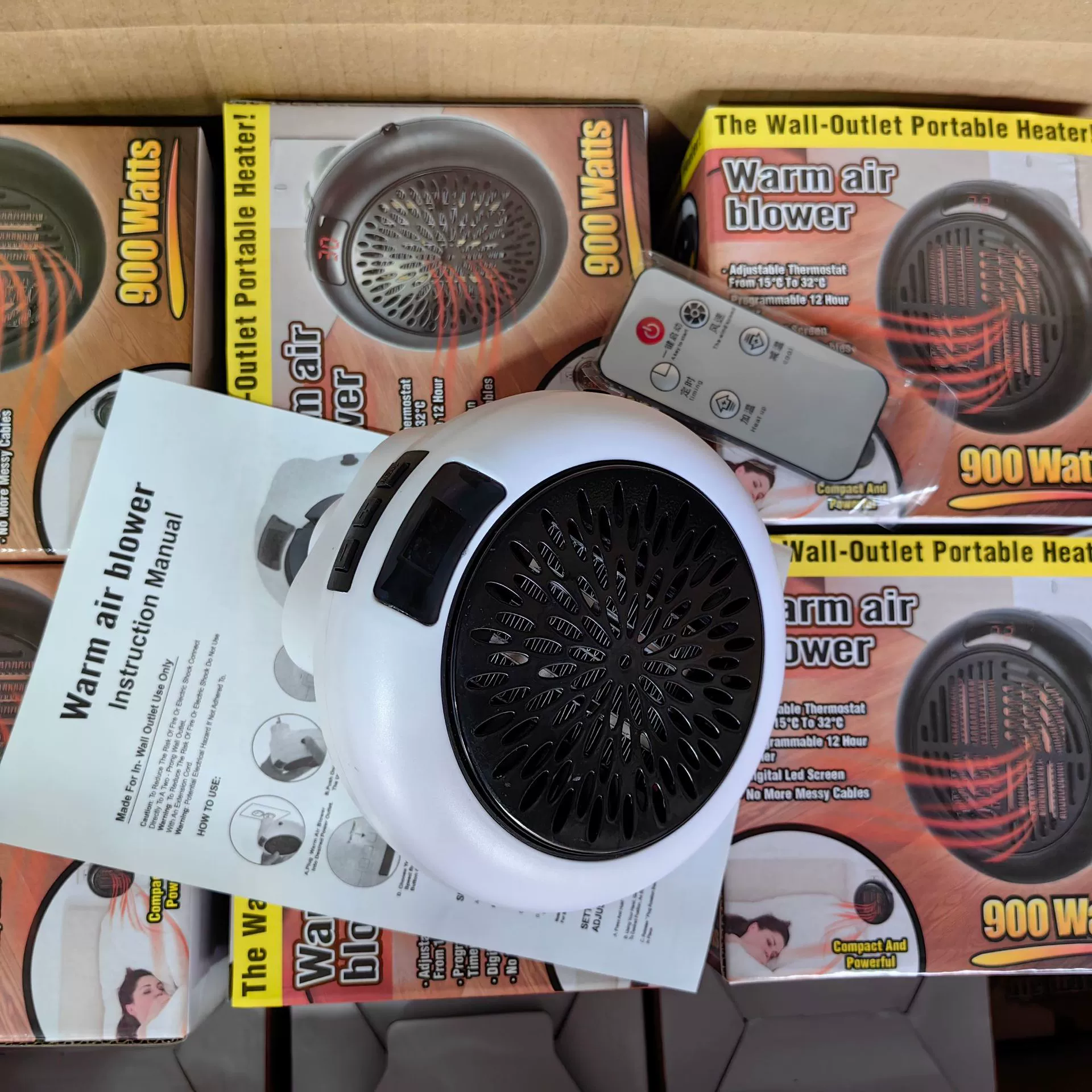 Cross -border mini small home heating machine desktop portable wall -mounted round electric heating fan small solar heater