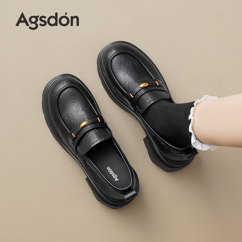 Zapatos de Lefour de fondo grueso para mujeres 2025, nuevos zapatos de invierno gigantescos con una falda de estilo británico zapatos de cuero pequeños zapatos individuales