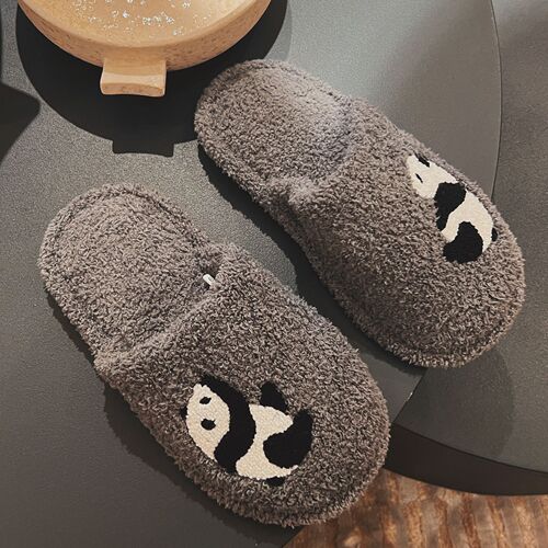 Grey Slippers for Home Indoor Winter Plush Couple Slippers for Home Use Non-Slip Home Slippers with Cap for Men and Women Cute