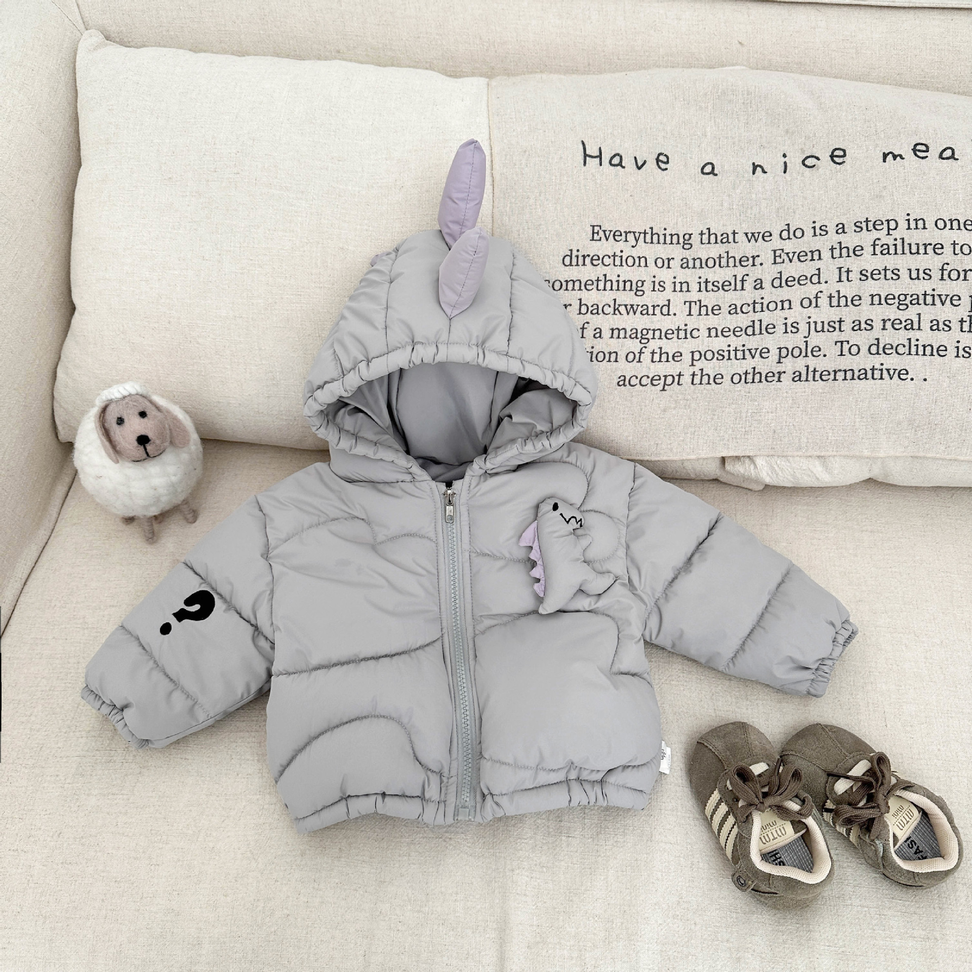 Ropa de algodón de invierno de algodón de pluma para niños invierno de algodón chaqueta de algodón caliente con capuchón lindo ropa de bebé
