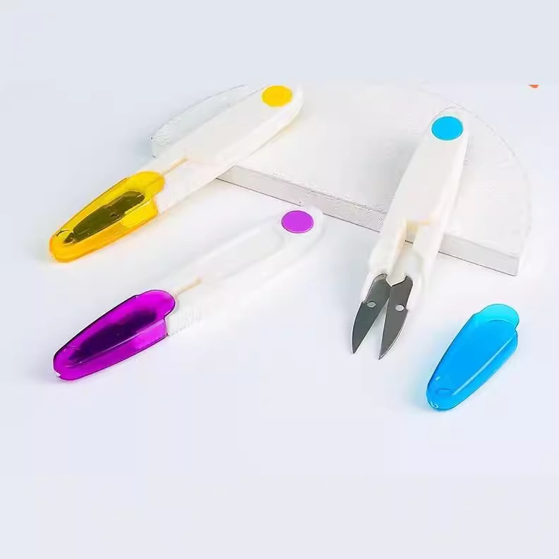 Nuevos productos U-sorte de color tijeras tijeras de línea de pesca tijeras de bordura cruzada tijeras de acero inoxidable fabricantes al por mayor