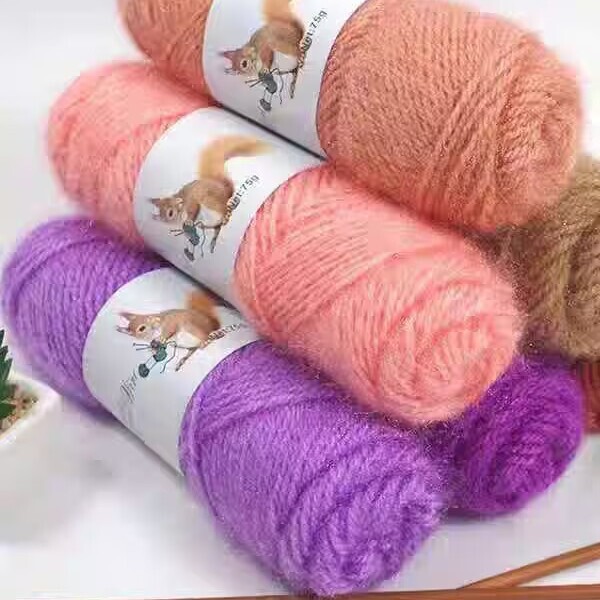 Squirrel wool group hand-woven scarf cap sub-thread phoenix down medium thick plush thread factory wholesale