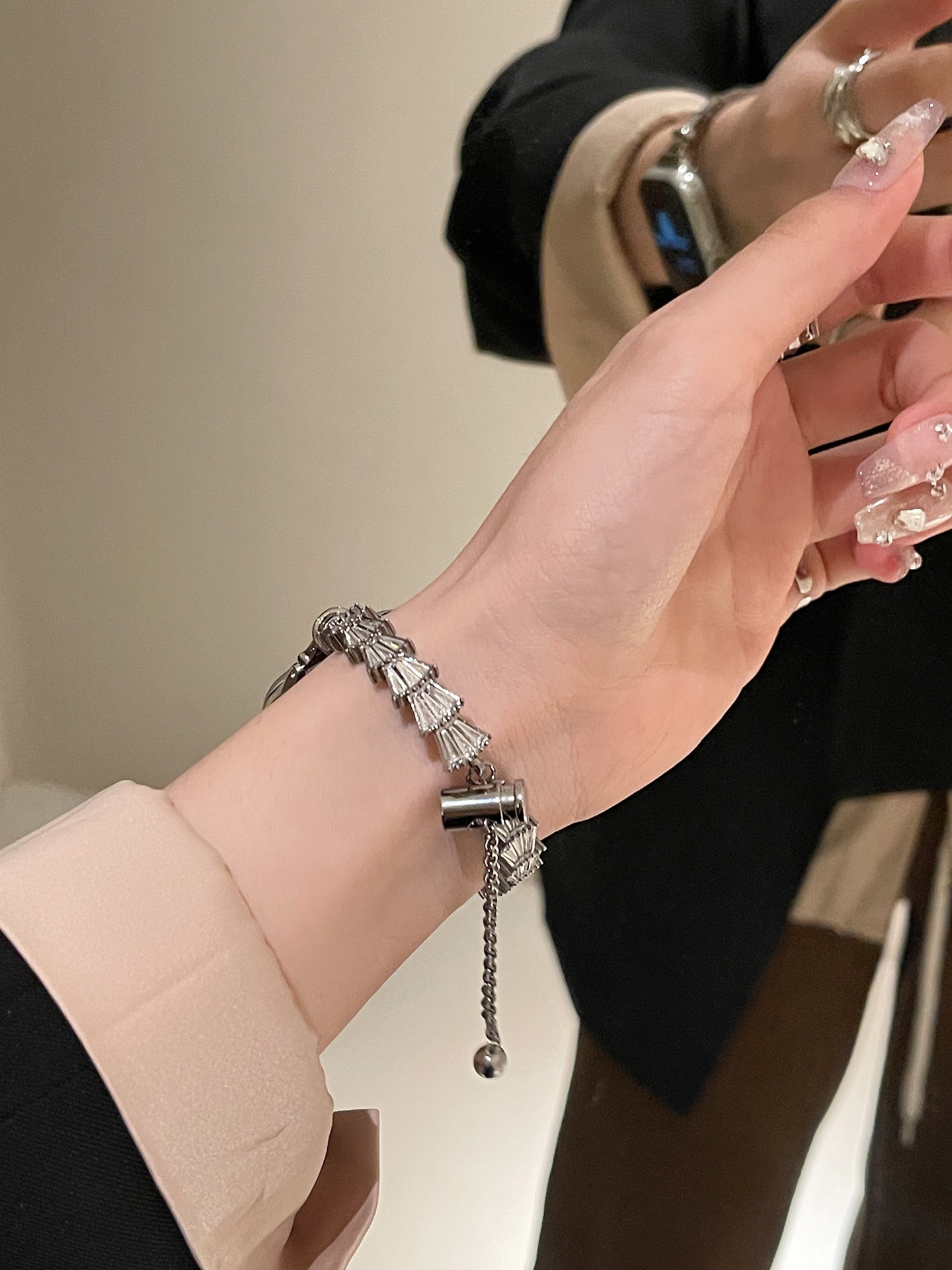 For apple watchS8/7 strap iwatch6 apple Watch se broken Diamond small light bulb metal strap