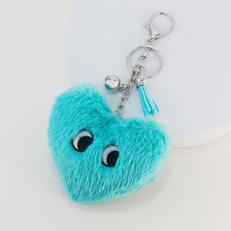 Cute heart-shaped pompon keychain fluffy artificial pompon keychain girl's car bag ornaments cross-border