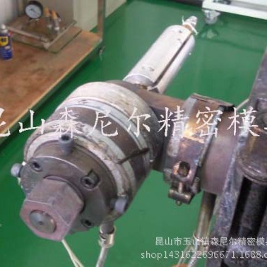 三腔导尿管挤出模具 双腔导尿管挤出模具