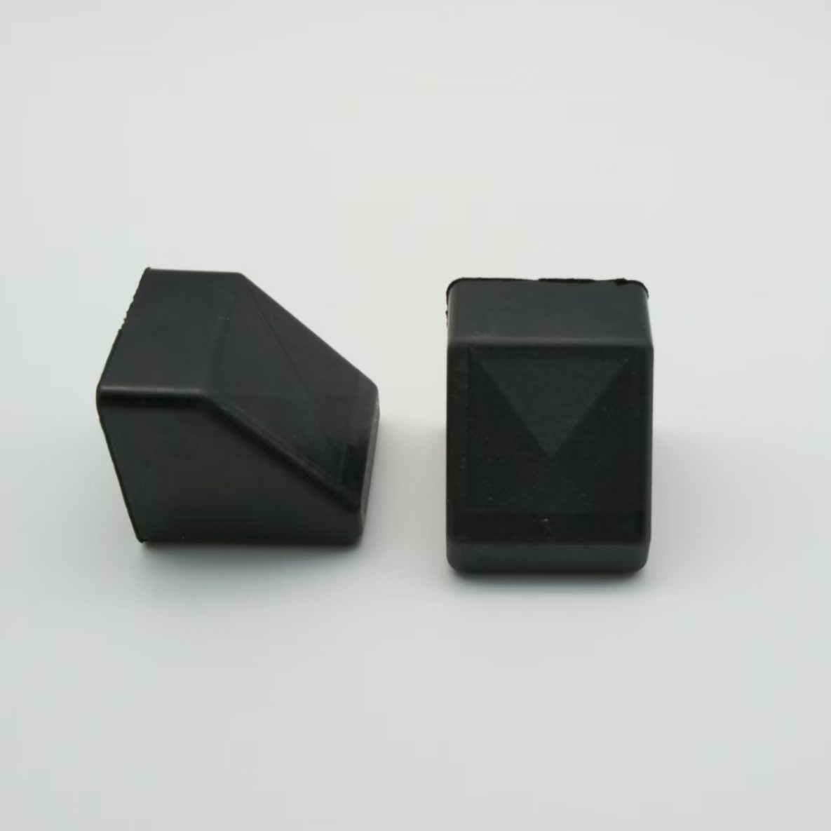 橡胶防撞护角减震保护角沙发脚钉防滑