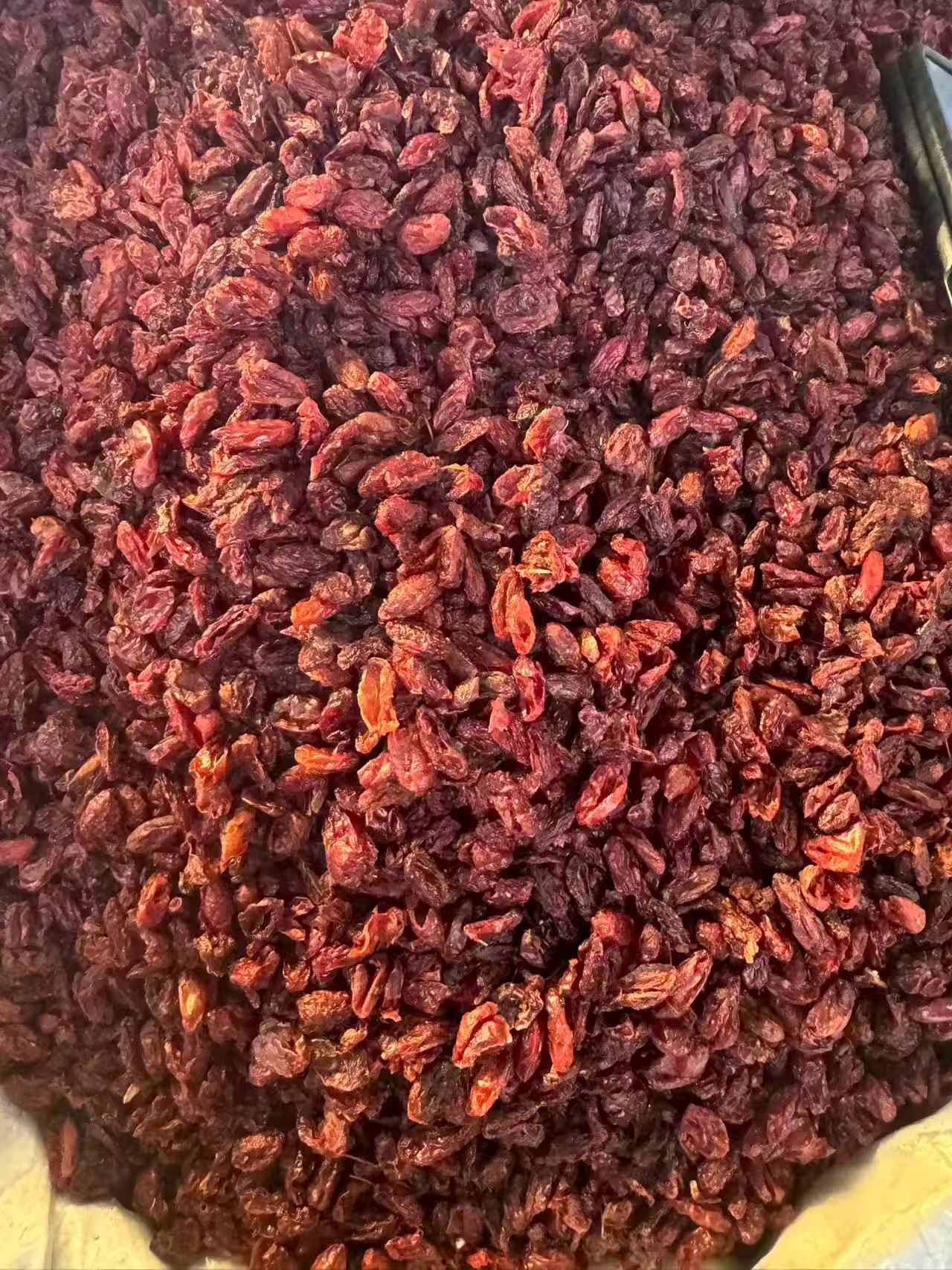 Dried Cornus Fruit Shan Zhu Yu 1000g Bag Traditional Chinese Herb for Tea and Decoction quality and texture