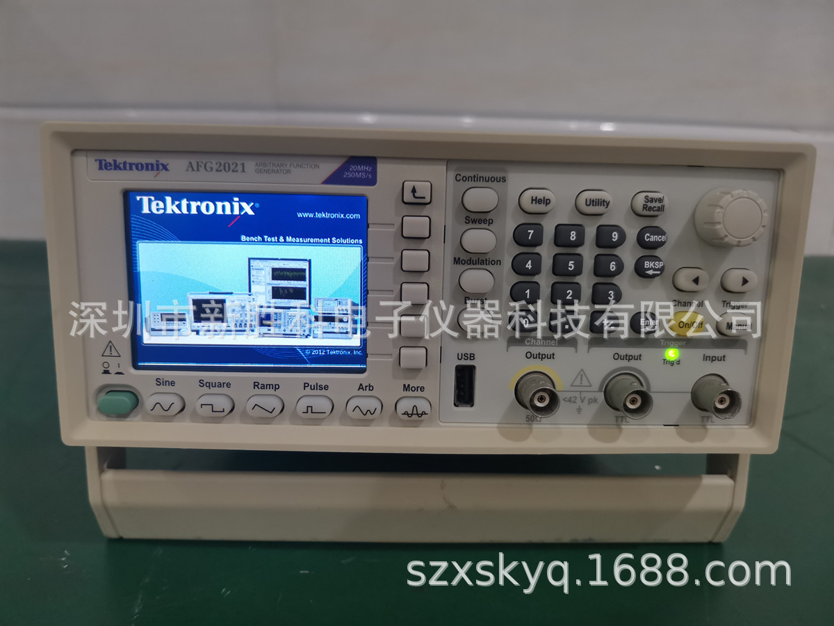 二手Tektronix泰克AFG2021 AFG3021 AFG3021C任意函数发生器
