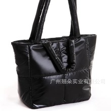 �պ�����������޷���Ů�����հٴ�����ͨ�����ذ����С�ڵ����