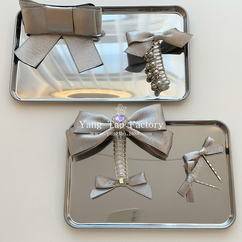 ¡Insfeng Silver es un artefacto mágico de tejido de cabello de la parte de la mano! Cabezas de cabello trenzadas de arco de cabello de cable telefónico