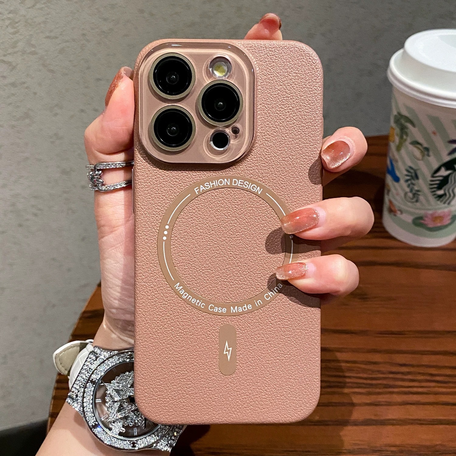 Aperición magnética de patrón de lichi de color sólido para Apple 16promax funda para teléfono móvil iPhone14/13 lente película 15P pareja