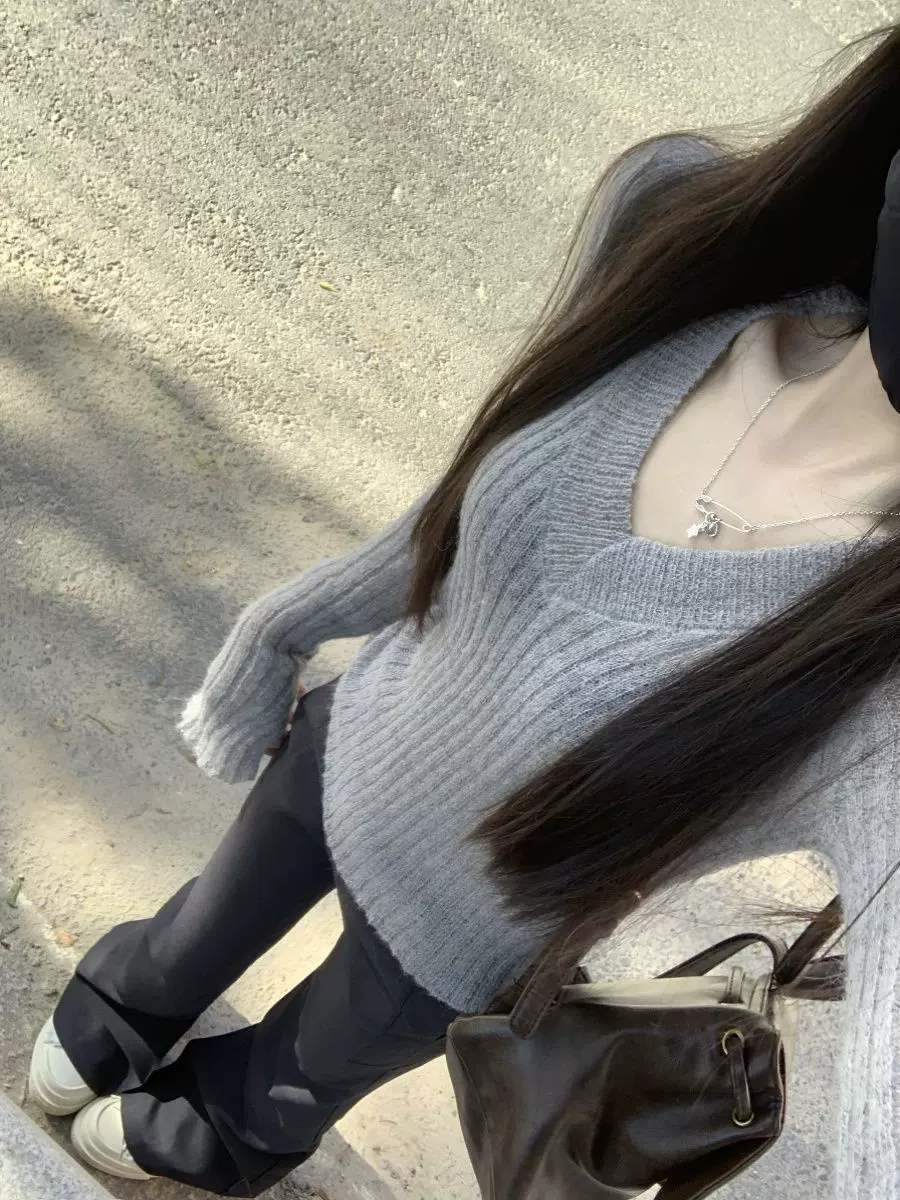 美式v领辣妹灰色长袖修身毛衣女秋冬季慵懒高级感内搭打底衫上衣