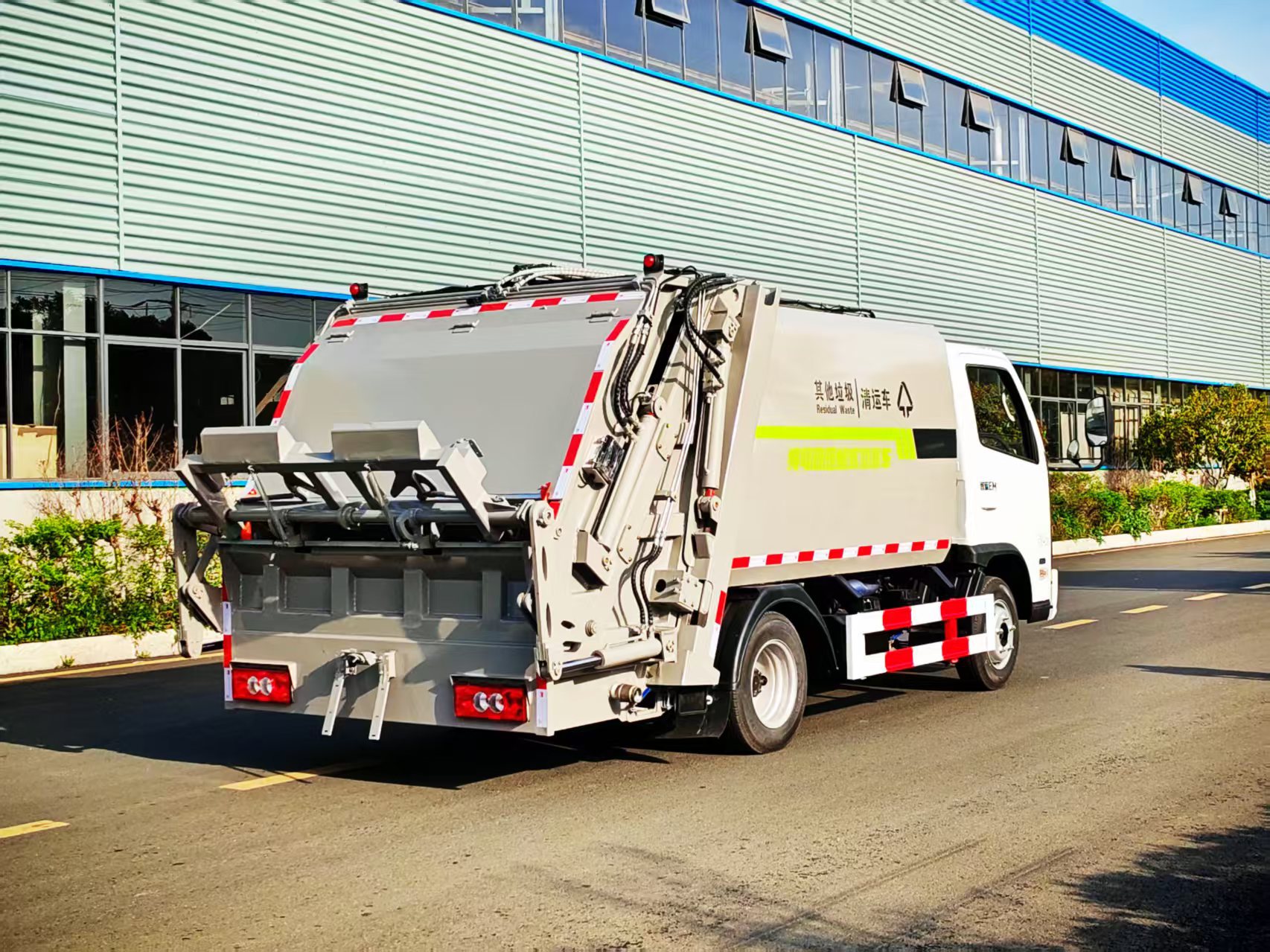 Foton Aoling Electric Compression Garbage Truck, New Energy 5.8 Cubic Meter Garbage Truck for Municipal Sanitation Waste Collection and Classification