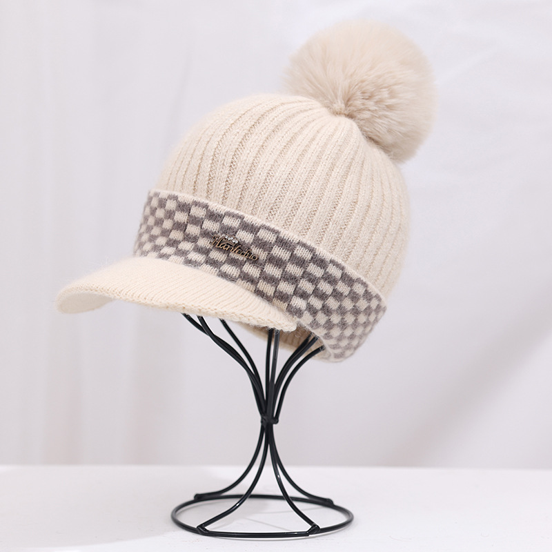 Mujeres Dulce Estilo Simple Tartán Pompones Aleros Curvos Gorro De Lana display picture 4