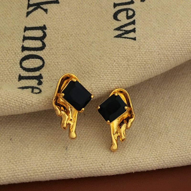 Retro Rhombus Copper Ear Studs Inlay Artificial Pearls Copper Earrings 1 Pair