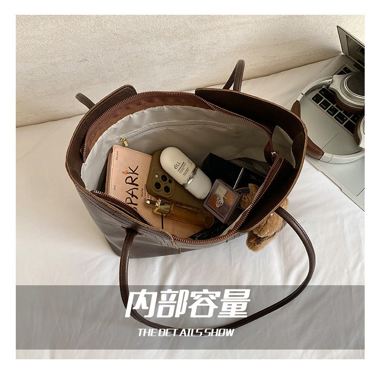Túi tote nữ quai đeo vai và cầm tay cỡ lớn phong cách tối giản, chất liệu PU mềm — Gạo trắng không có mặt dây chuyền, Màu cà phê Không có mặt dây chuyền, Màu nâu không có mặt dây chuyền, Rượu vang đỏ không có mặt dây chuyền chi tiết 4