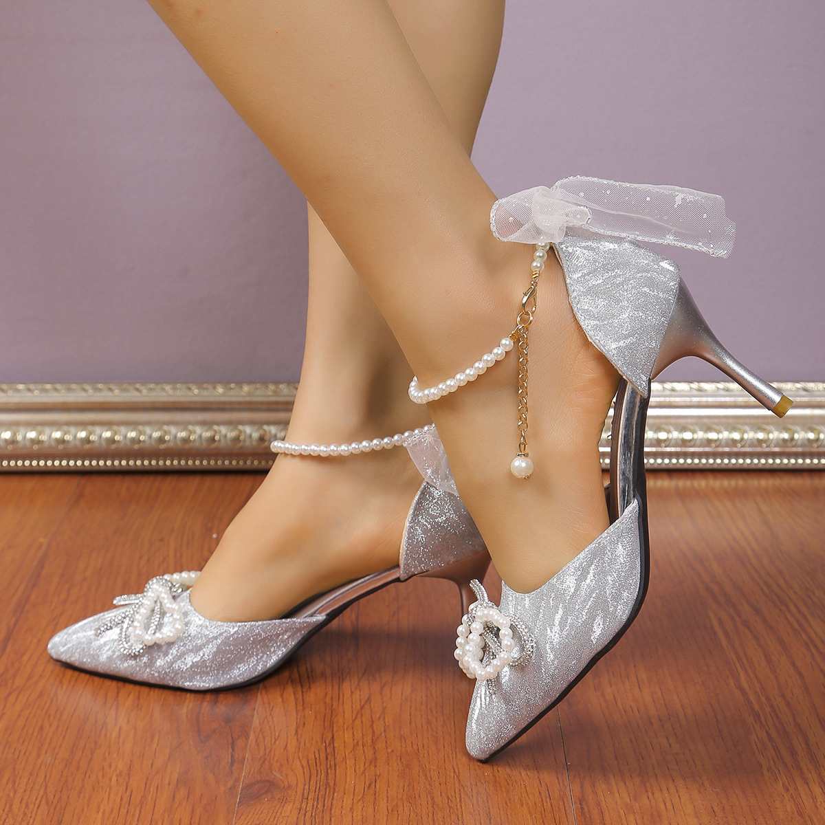 Scarpe da donna 2024 primavera nuove scarpe col tacco alto a punta stiletti da donna paillettes argento fiocco di perle grandi dimensioni_voghion.com