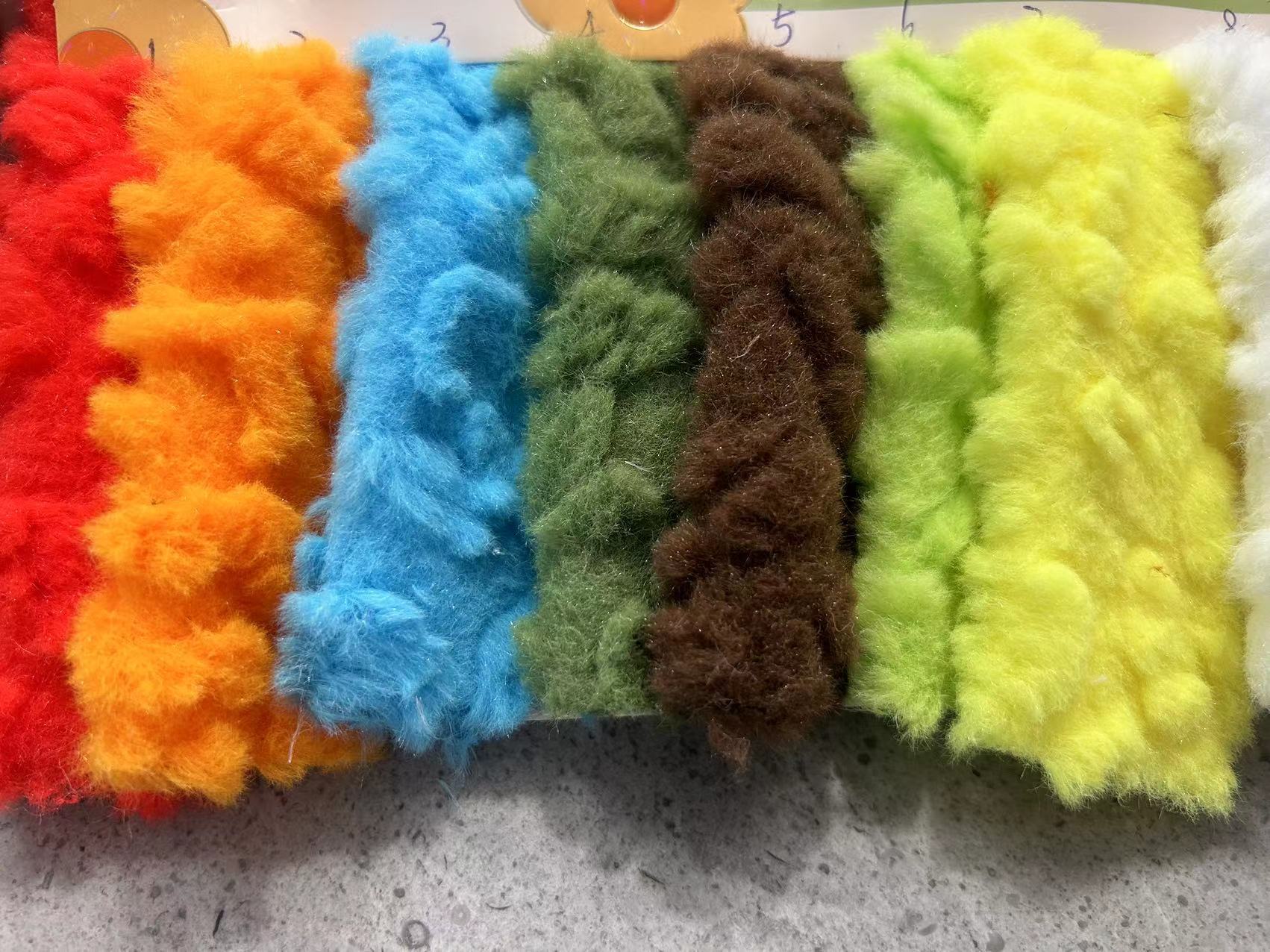 Otoño e Invierno muñeca de juguete bolsa de ropa flor mil tela 520g piel de conejo Rex imitación de piel de conejo flor en relieve tela