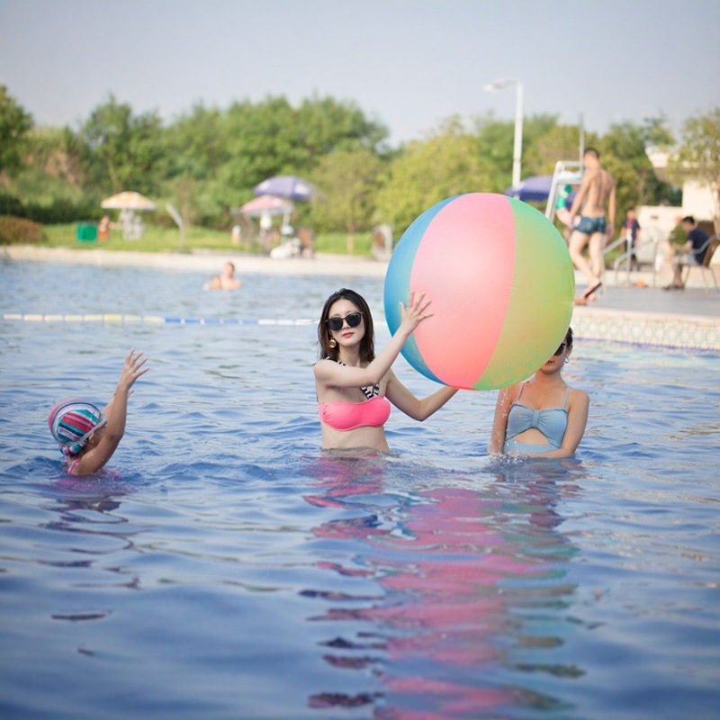 Children's super large color rainbow inflatable ball beach ball inflatable 80cm swimming pool lawn outdoor toy game ball