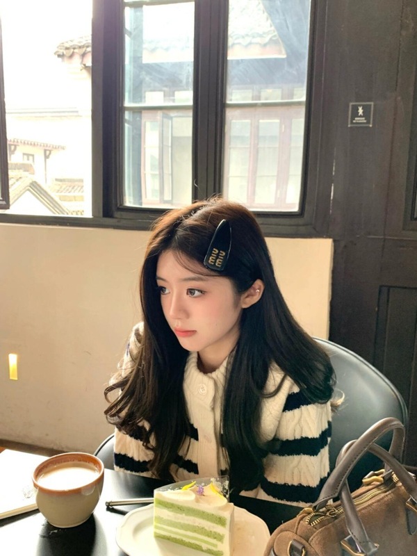 温柔风条纹毛衣开衫女秋冬2025新款松弛感慵懒软糯针织衫短款外套|undefined