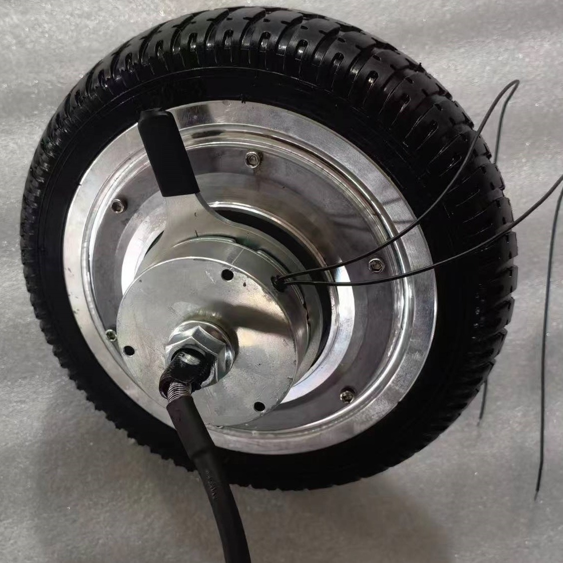 电磁刹车轮毂电机 10寸12寸轮椅车电机 10牛断电电磁刹 半坡驻车