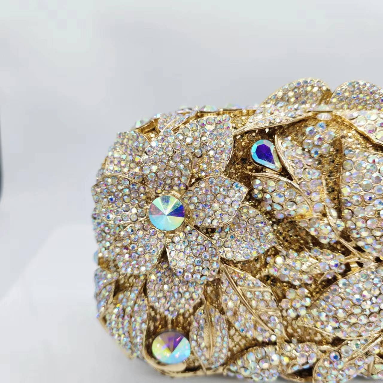 Túi clutch dạ hội đính kim cương giả kim loại rỗng cao cấp — Vàng kim AB, Màu vàng kim, Bạc AB, Cá tính đặt làm chi tiết 10