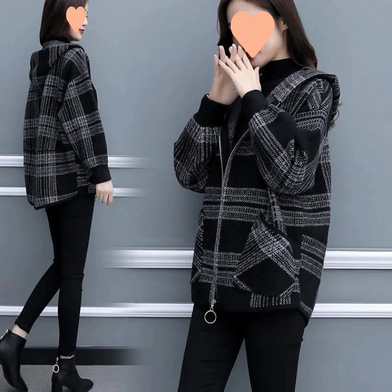 Korean Style Demi-Season Long Jacket for Teens, Mid-Length, Loose Fit, Black Plaid