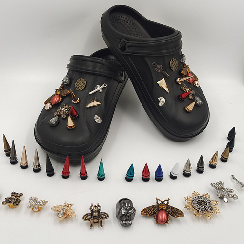 Croc Shoes Accessories Punk Rivet Shoes Flower Decorative Buttons Garden Shoe Accessories Slippers Decorative Spike Rivets