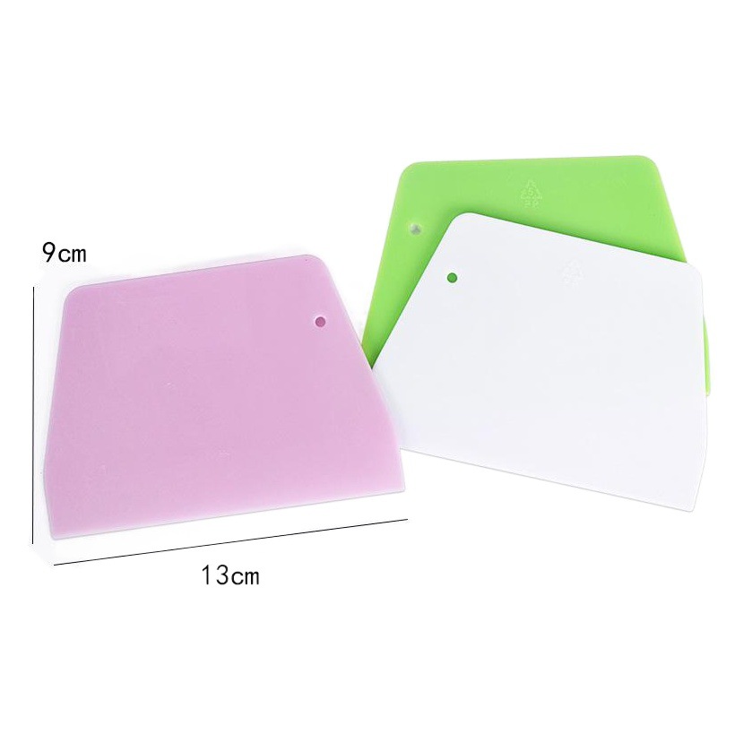 Baking Tools Plastic Scraper Trapezoidal Scraper Small Cream Cake Dough Cutter Baking Scraper
