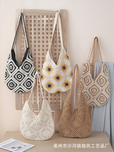 Woven purse, straw shoulder bag for traveling, one-shoulder bag, flowered