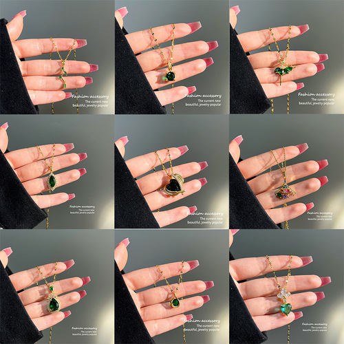Korean version of green series titanium steel necklace for women, versatile, high-end, non-fading, hot girl temperament, clavicle chain jewelry wholesale