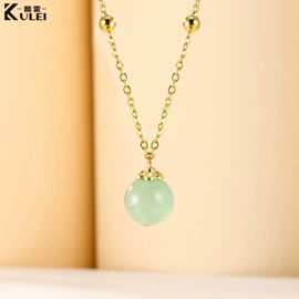 项链;鼻饰;手镯