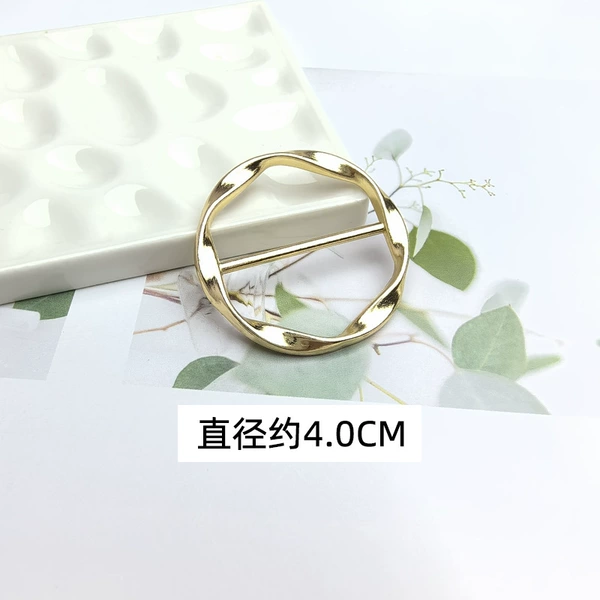Golden aperture