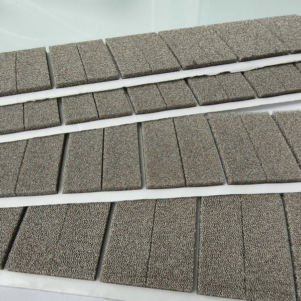 防震自粘全方位导电海绵 电子设备电磁屏蔽防静电导电海绵