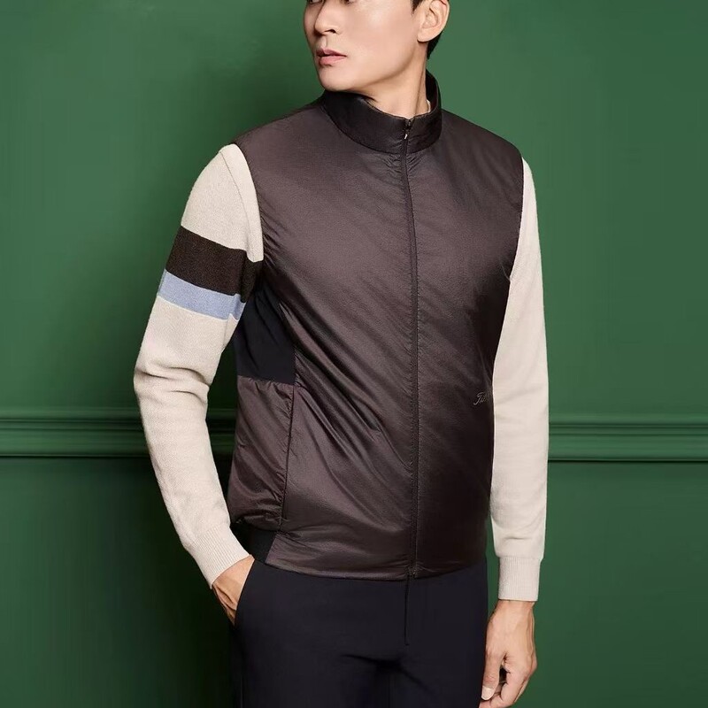 25 New Autumn and Winter Golf Clothing Men's Sleeveless Vest Fashionable Versatile Casual Warm Windproof down Vest 25 New Autumn and Winter Golf Clothing Men's Sleeveless Vest Fashionable Versatile Casual Warm Windproof down Vest